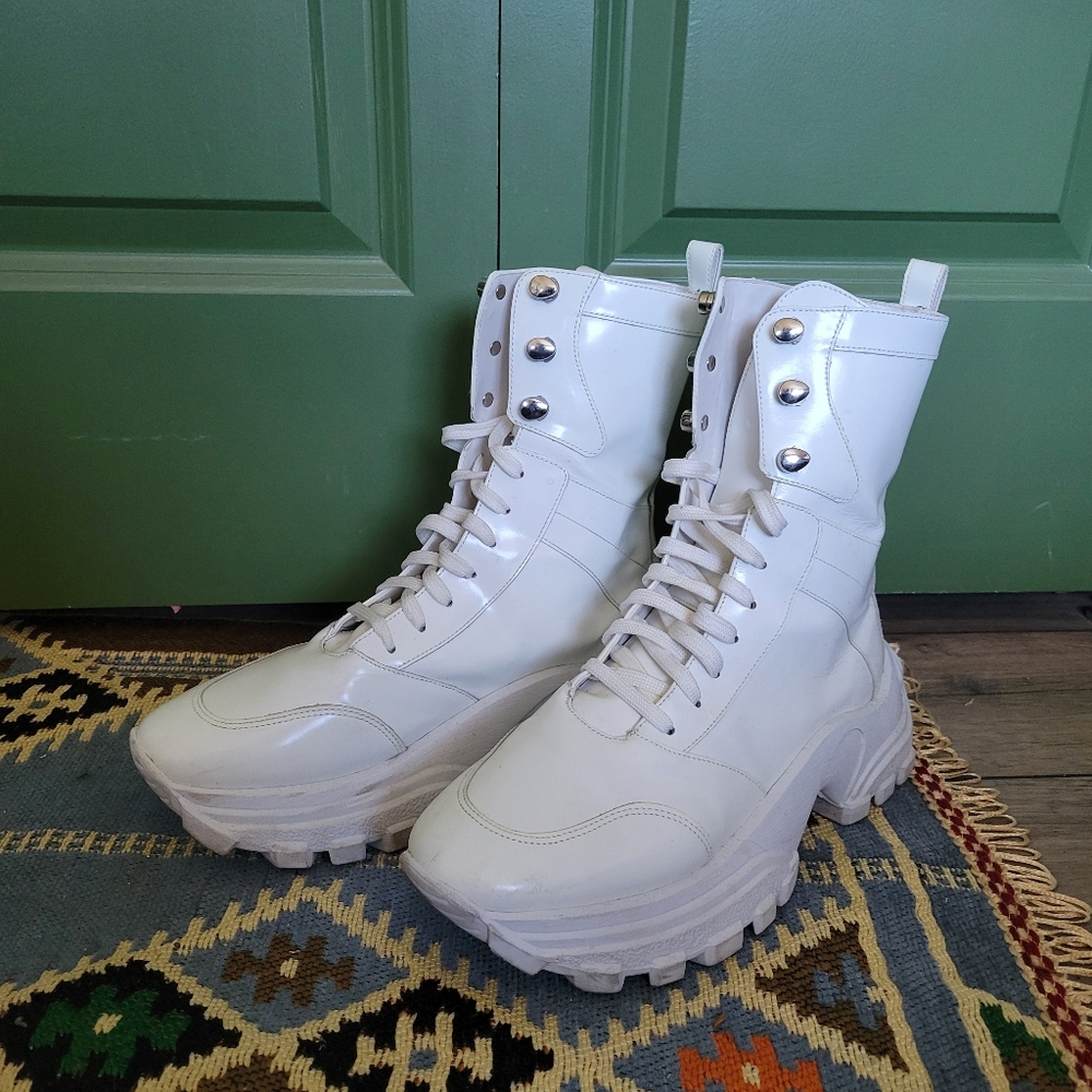 White L'intervalle Combat Boots